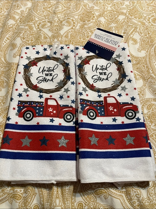 kitchen towel linge de cuisine Other - Patriotic 'United We Stand' Red Truck Kitchen Towels - Set of 2